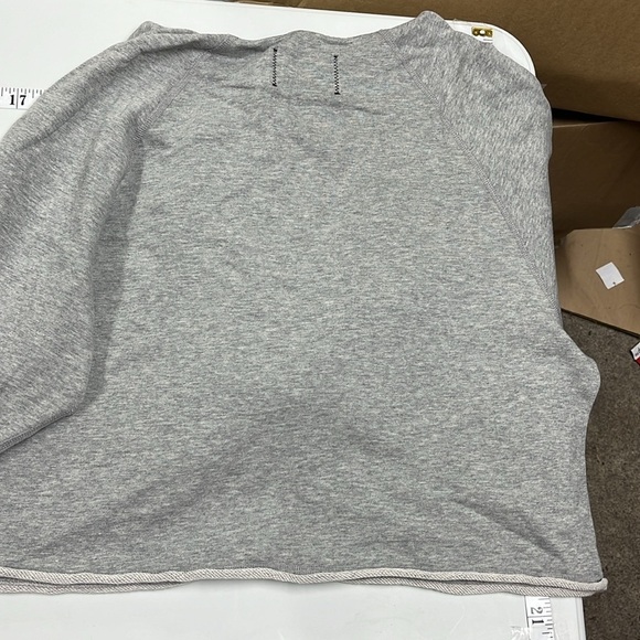 NWT Reigning Champ Lightweight Terry Cut-off Hoodie Heather Grey - Picture 4 of 7